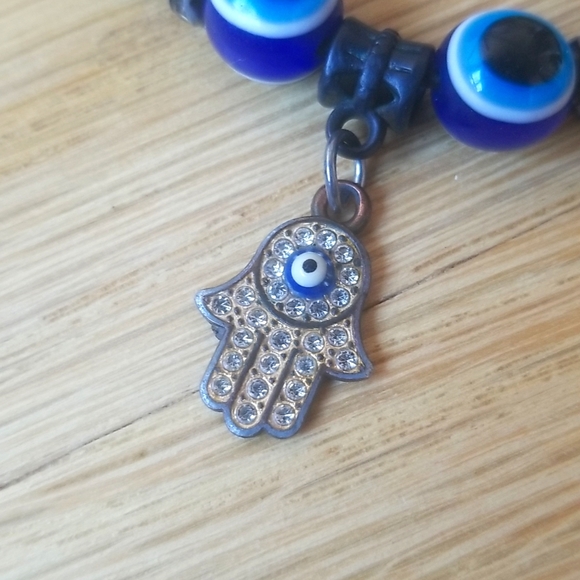 Vintage Hamsa hand / hand of Fatima / evil eye protection bracelet - Picture 3 of 5